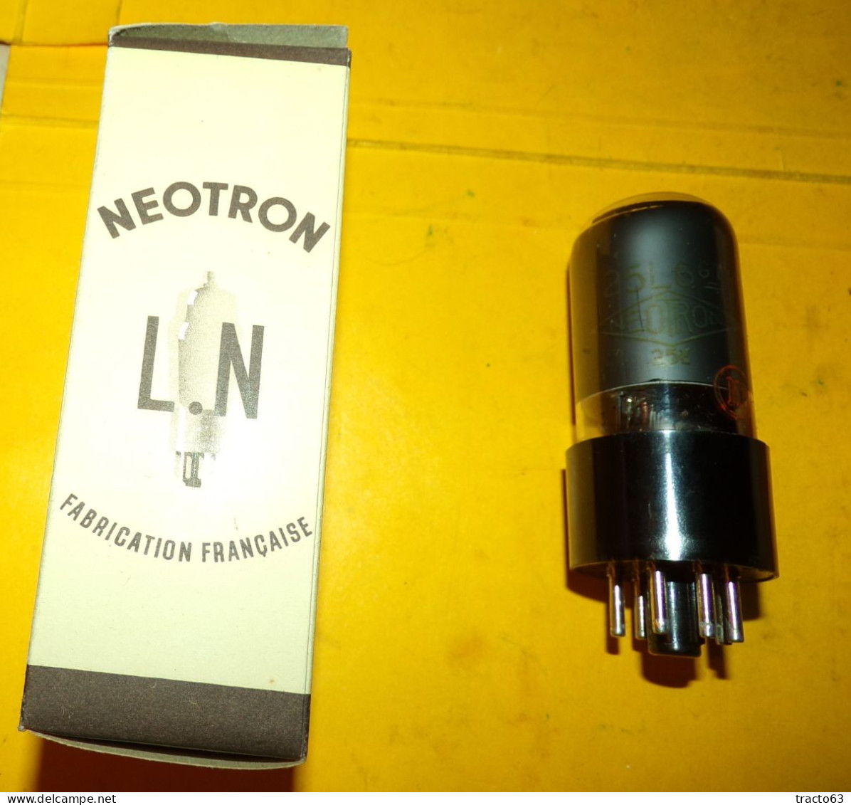 LAMPE TUBE RADIO MILITAIRE , NEOTRON REFERENCE 25L6GT  ,NOS AND NIB TUBES , RADIOAMATEUR ,  NEUF , VOIR PHOTOS  . POUR - Radios