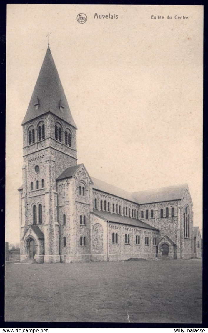 +++ CPA - AUVELAIS - Eglise Du Centre // - Sambreville