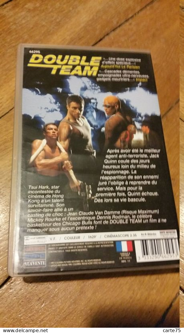 VHS Double Team, 1997, Avec Jean Claude Van Damme, Mickey Rourke Et Denis Rodman - Actie, Avontuur