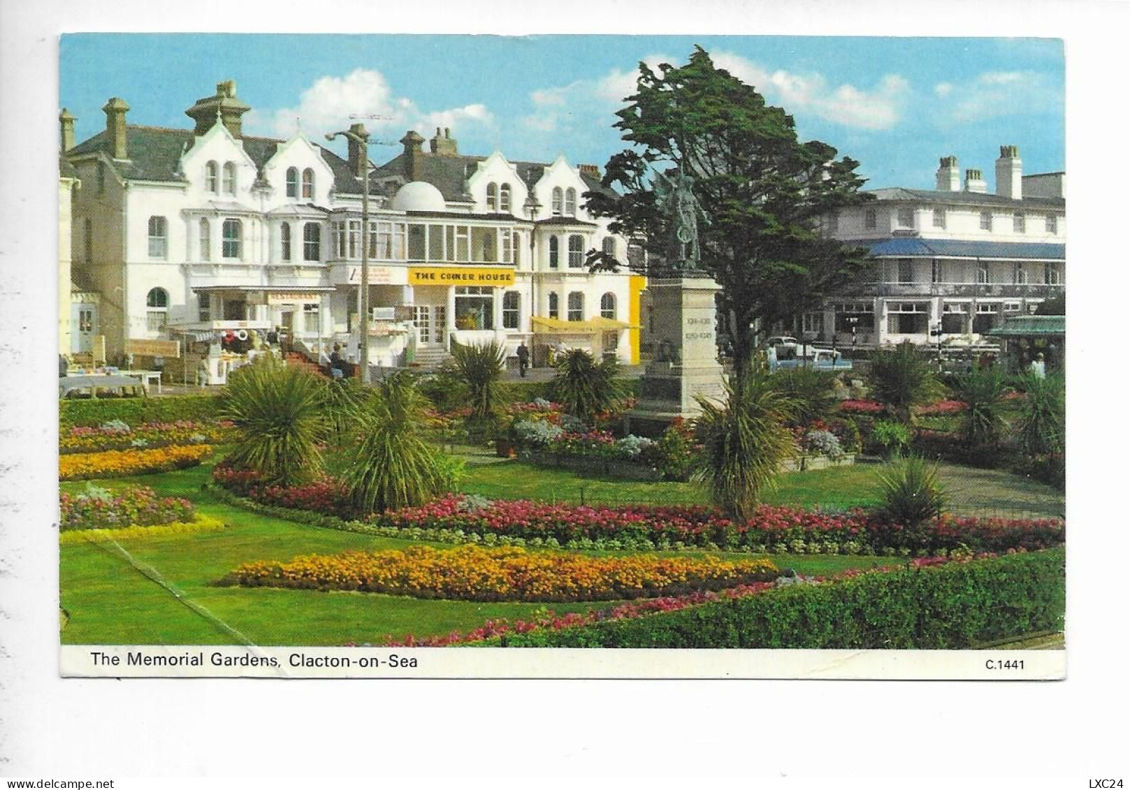 THE MEMORIAL GARDENS. CLACTON ON SEA. - Clacton On Sea