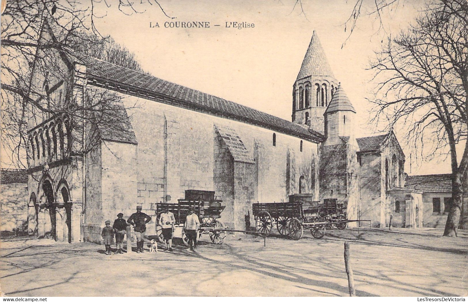 FRANCE - La Couronne L'eglise - Animé - Carte Postale Ancienne - Other & Unclassified