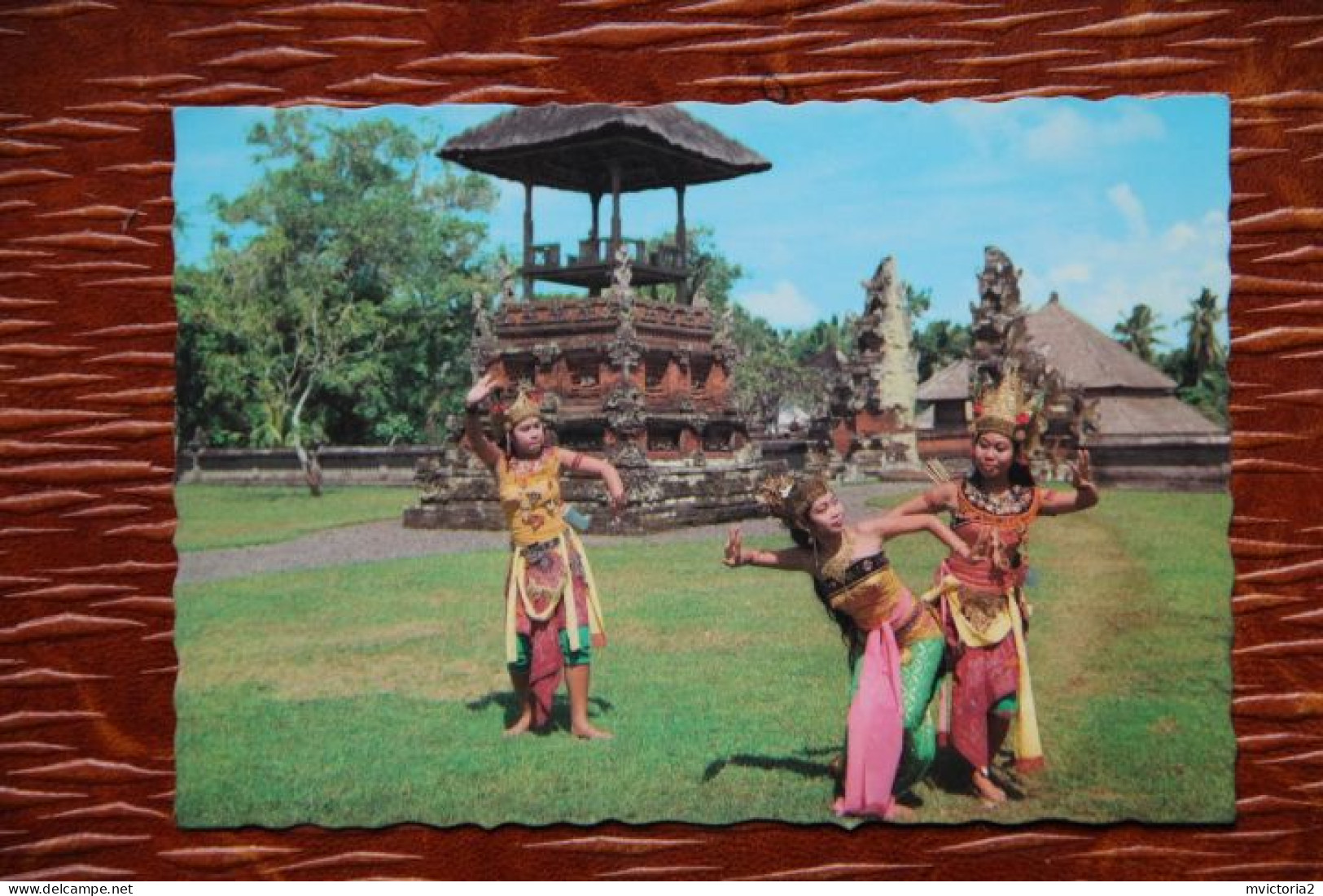 DANSE INDONESIENNE - Danse