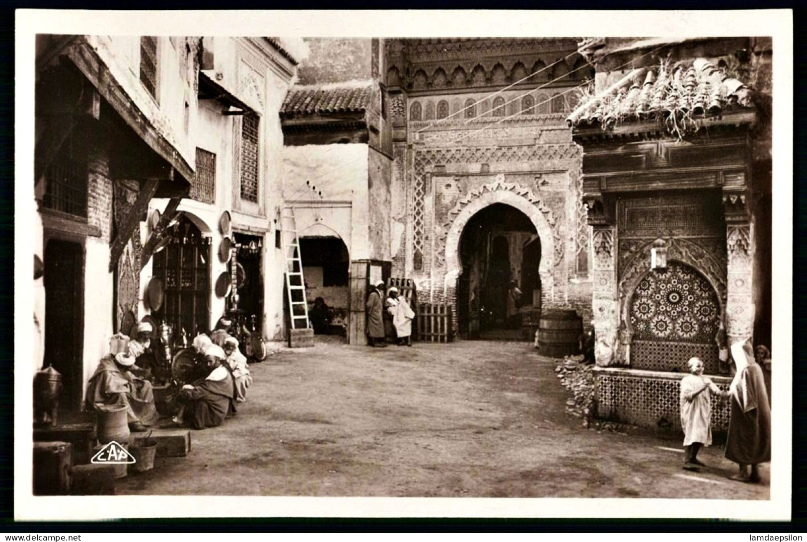 A66  MAROC CPA FES - PORTE ET FONTAINE NEJJARINE - Collezioni E Lotti