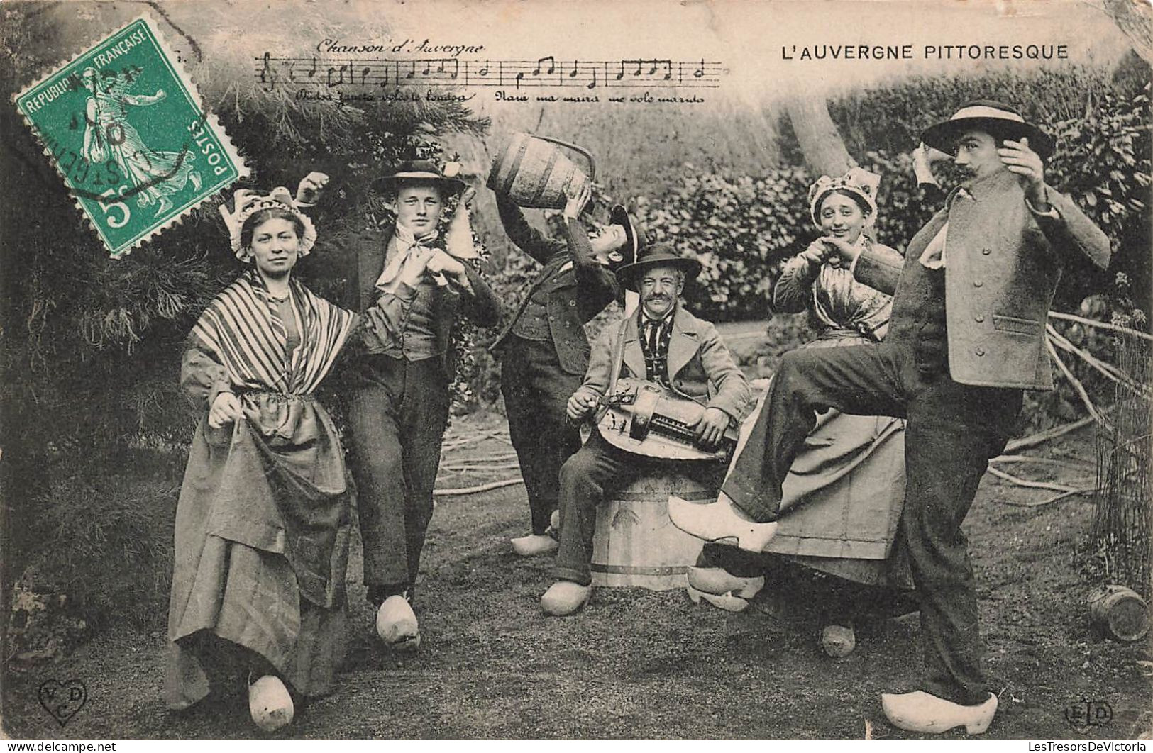 FRANCE - Auvergne - Chanson De L'Auvergne - Des Gens Faisant La Fête - Carte Postale Ancienne - Auvergne