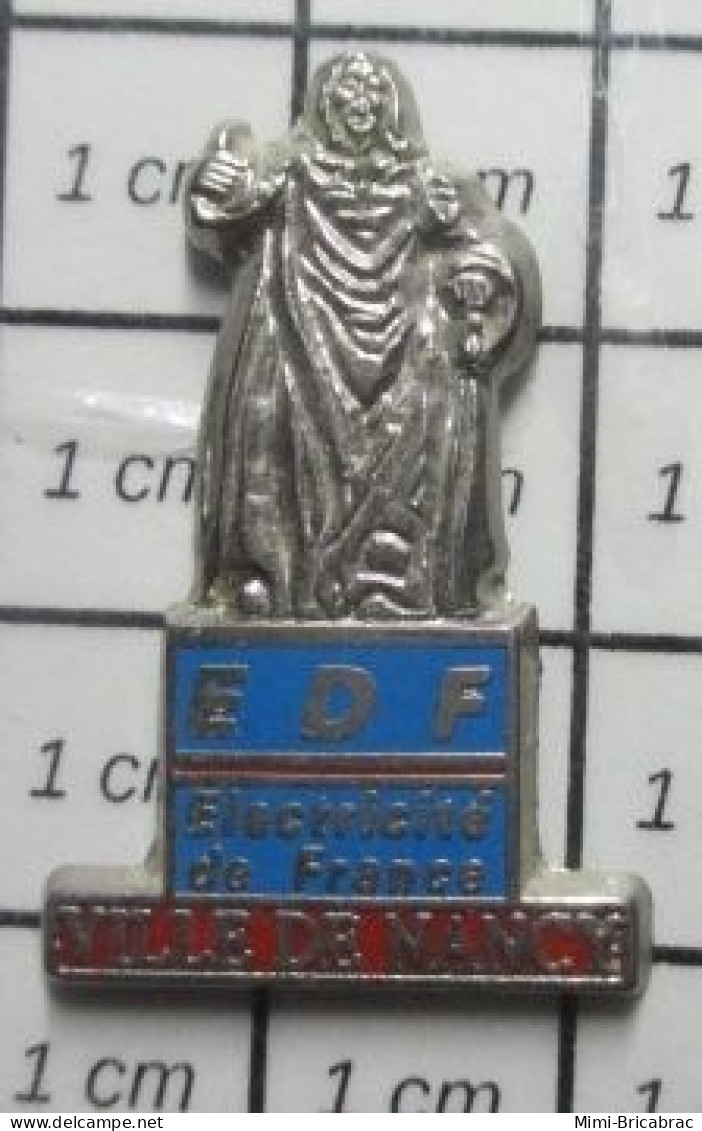 411H Pin's Pins / Beau Et Rare / THEME : EDF GDF / NANCY STATUE DE STANISLAS - EDF GDF