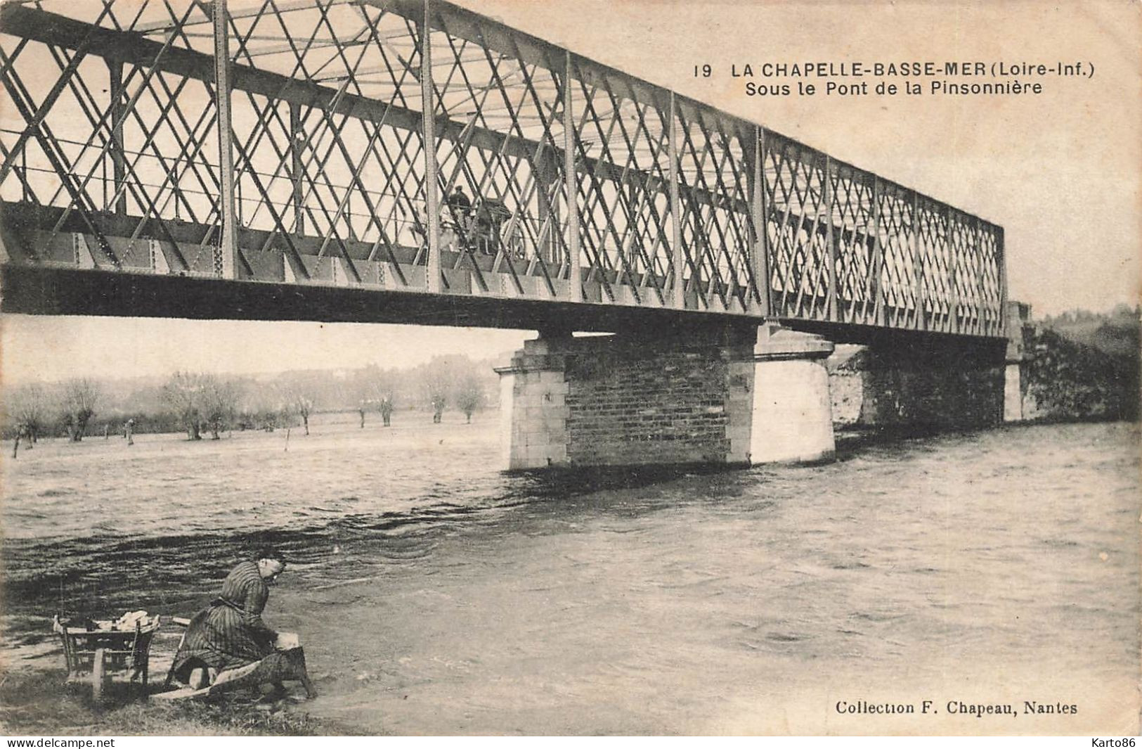 La Chapelle Basse Mer * Un Coin, Du Village , Sous Le Pont De La Pinsonnière * Lavoir Laveuse Lavandière Blanchisseuse - La Chapelle Basse-Mer