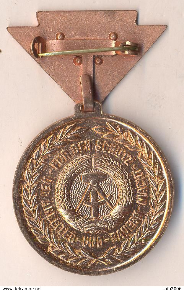 DDR Medaille. Reservistenabzeichen. 10. - RDT