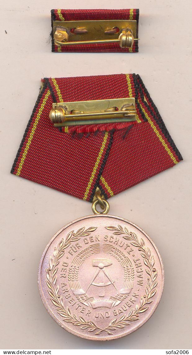 DDR Medaille.Verdienstmedaille Der Nationalen Volksarmee. 12. - GDR