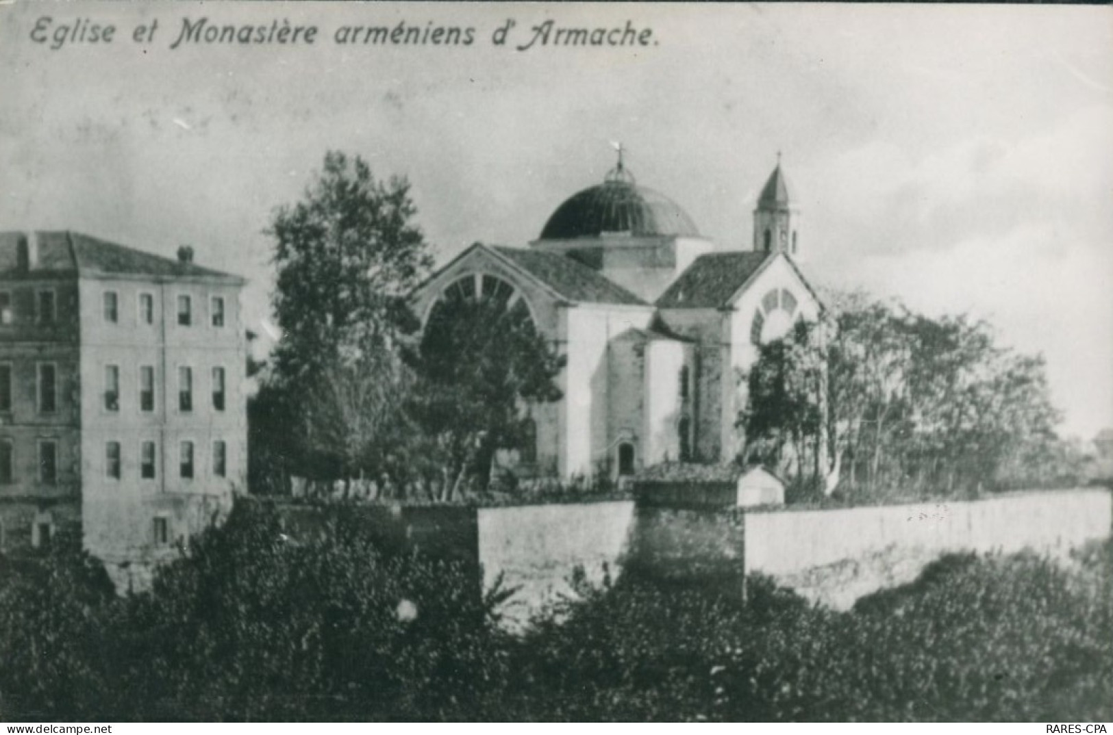 ARMENIE - Eglise Et Monastere Arméniens D'Armache  - éditeur : HERMAN BOYACIYAN - Armenia