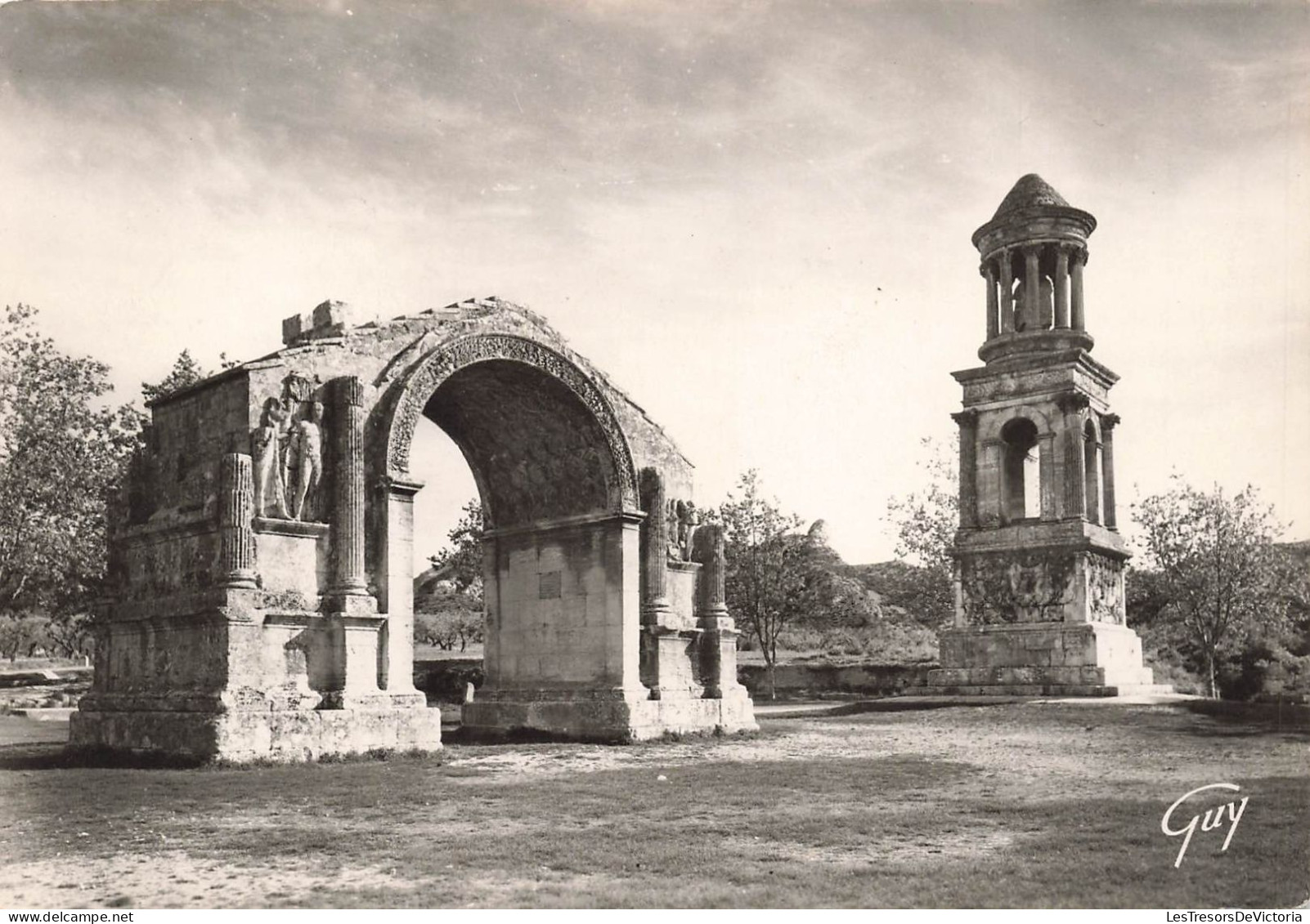 FRANCE - Saint Remy De Provence - Plateau Des Antiques - L'arc De Triomphe - Mausolée - Carte Postale - Saint-Remy-de-Provence