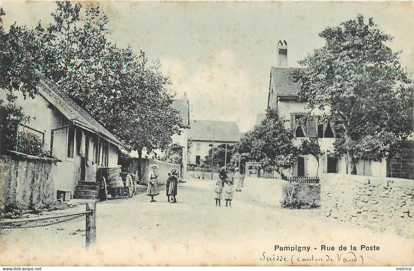 PAMPIGNY - Rue De La Poste. - Pampigny