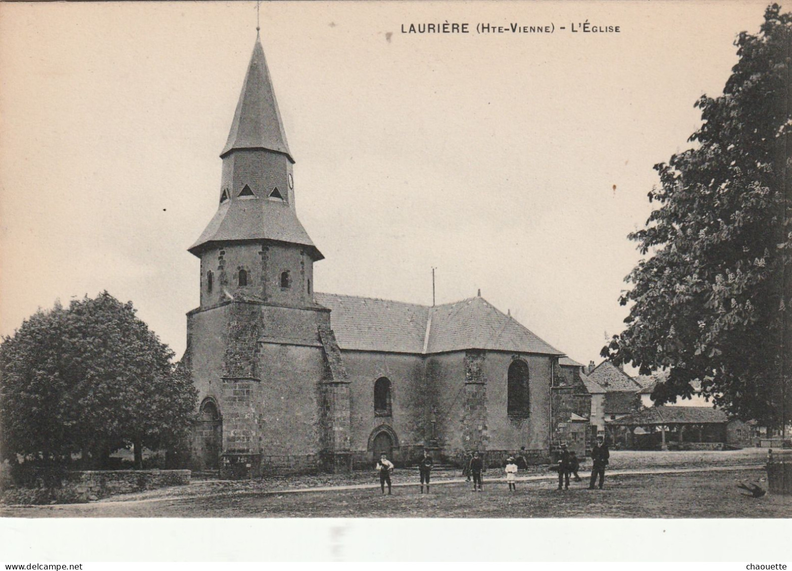 LAURIERE....l Eglise... - Lauriere