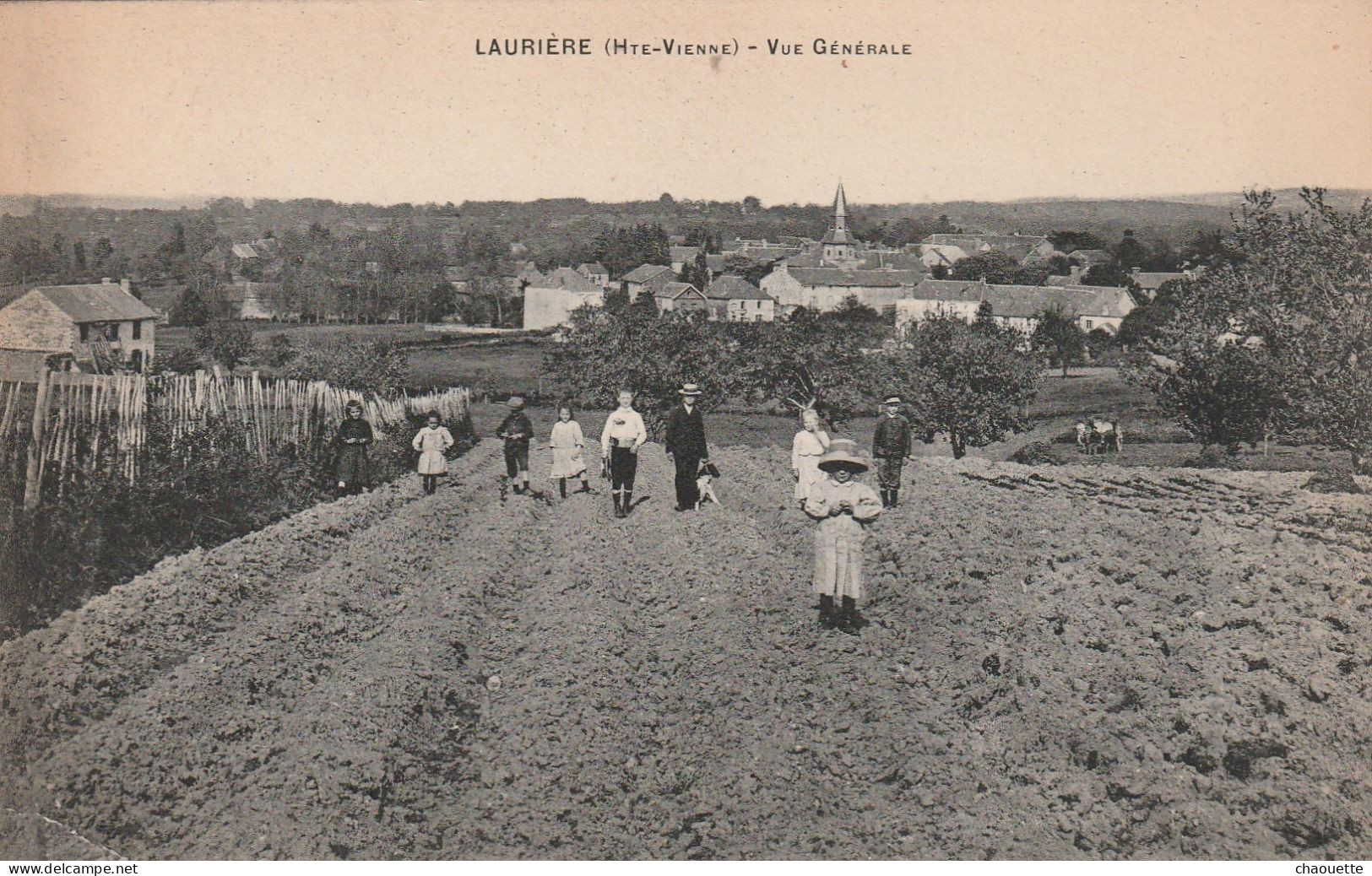 LAURIERE...vue Generale   Animee - Lauriere