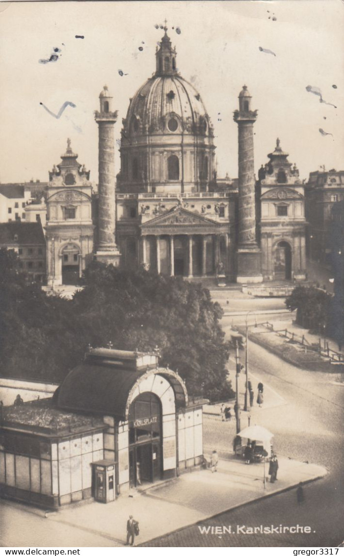 E2455) WIEN - KARLSKIRCHE - Marktstand - Stadtbahnstation - Alte Telefonzelle TOP 1928 - Churches