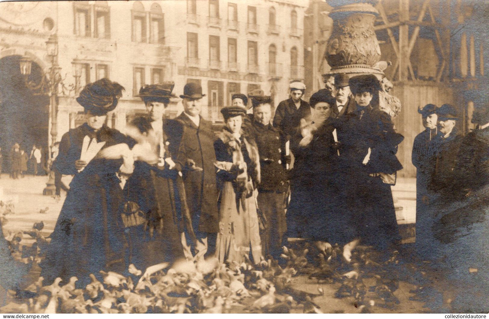 ROMA GRAND HOTEL MICHEL - FOTOGRAFIA DI GRUPPO - CARTOLINA FOTOGRAFICA FP SDEDITA NEL 1908 - Bares, Hoteles Y Restaurantes