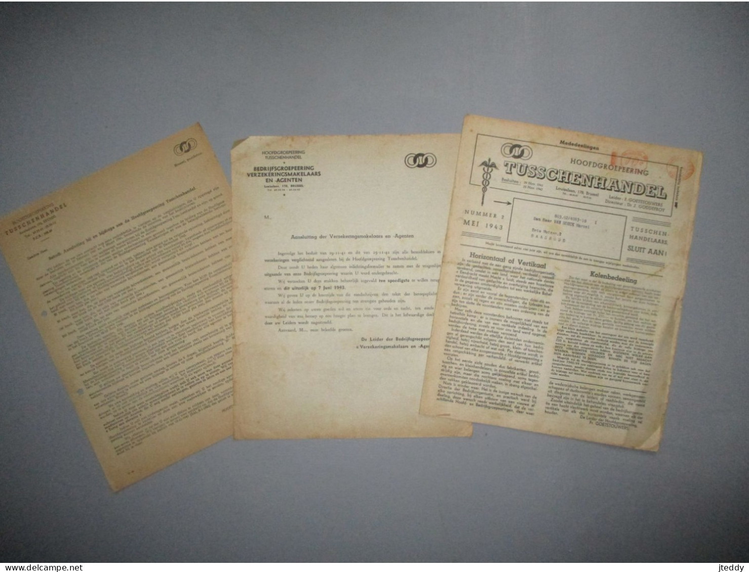 OUD LOT Van 3 Stuks  Tijdens Oorlog  Twe 1943    Twee Bladen Plus 1 Boekje  Hoofdgroepeering    TUSSCHENHANDEL - Bank & Insurance