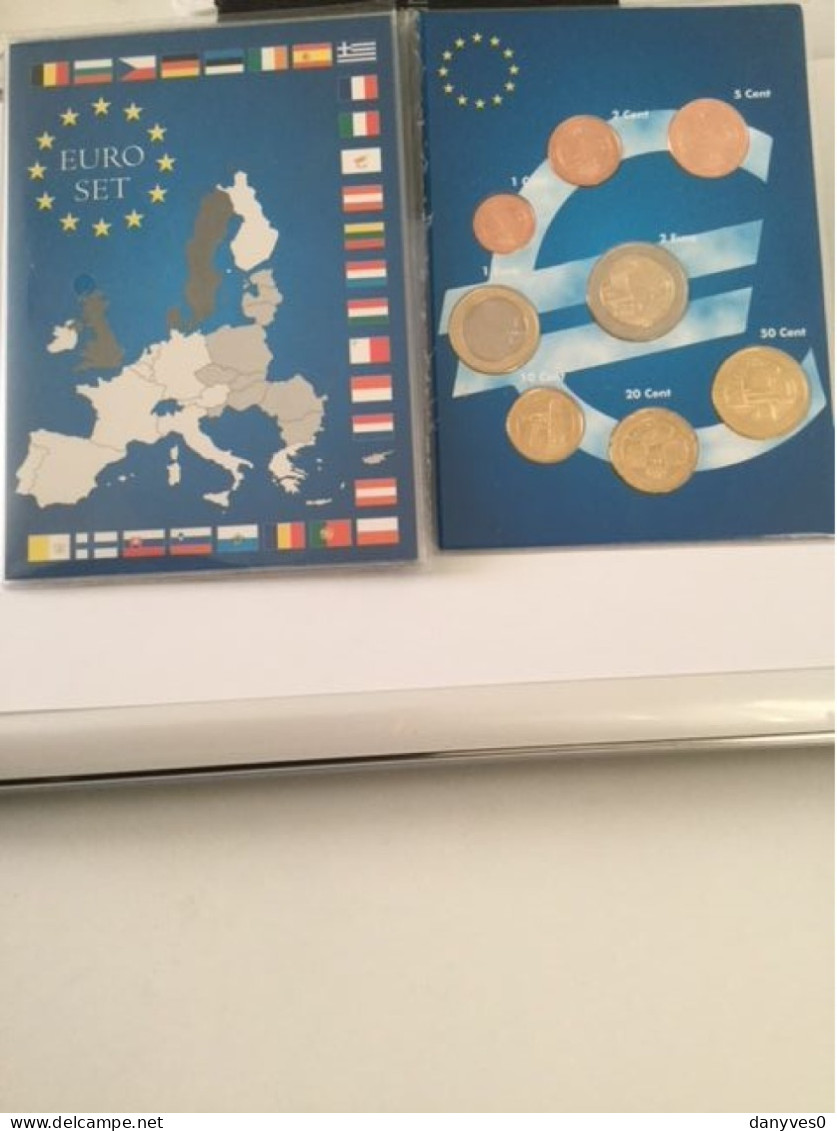 Série Officielle  Autriche  UNC  2023   "  Euro Set " - Autriche