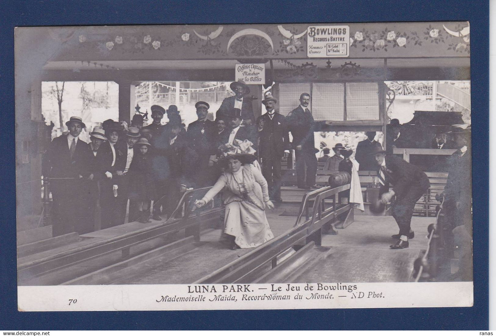 CPA Sport Bowling Luna Park Non Circulée Mademoiselle Maïda Championne Du Monde - Bowling