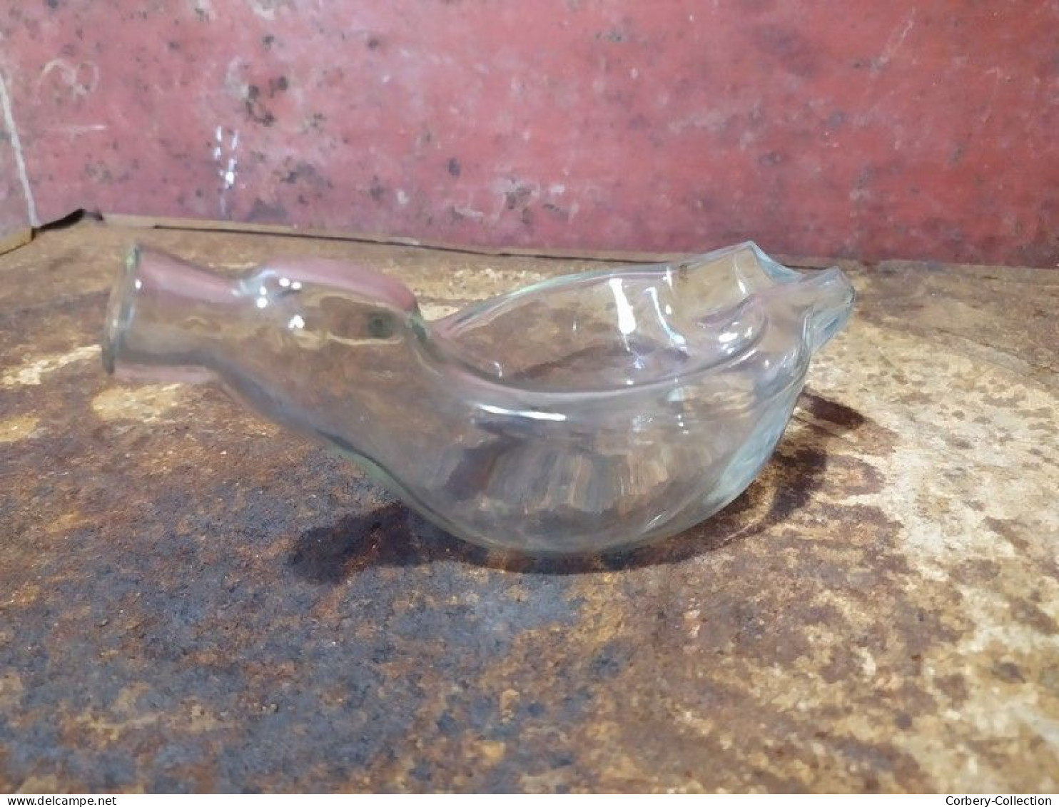 Ancienne Bouteille en Verre Liqueur Garnier Cendrier Canard