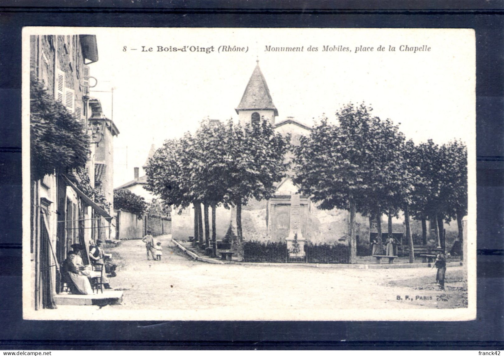 69. Le Bois D'oingt. Monument Des Mobiles. Place De La Chapelle - Le Bois D'Oingt