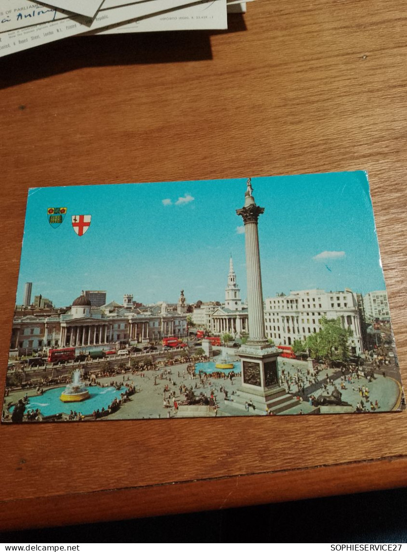 519 //  TRAFALGAR SQUARE WITH NATIONAL GALLERY / LONDON - Trafalgar Square