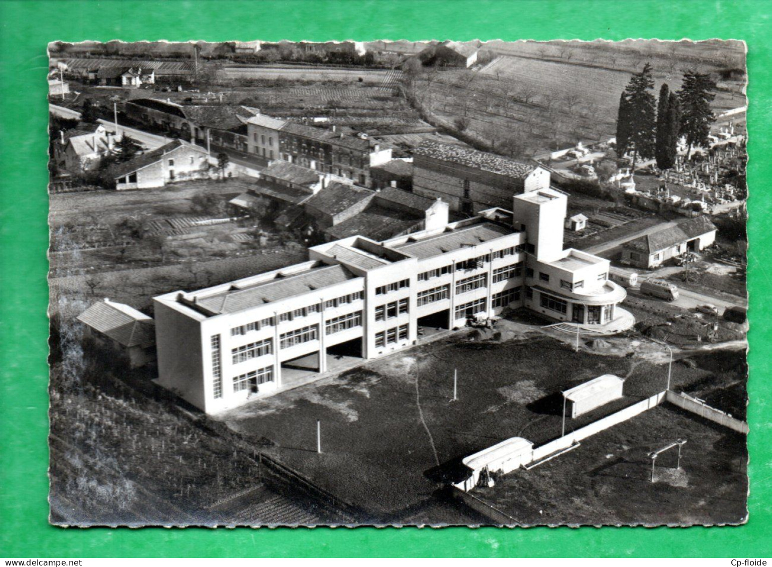 47 - CASTELMORON-SUR-LOT . LE GROUPE SCOLAIRE . VUE AÉRIENNE - Réf. N°38305 - - Castelmoron