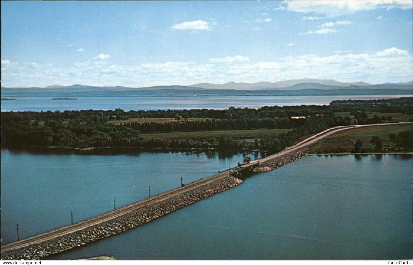 11491375 South_Hero Bridge On U.S. 2 North Hero Lake Champlain Green Mountains - Andere & Zonder Classificatie