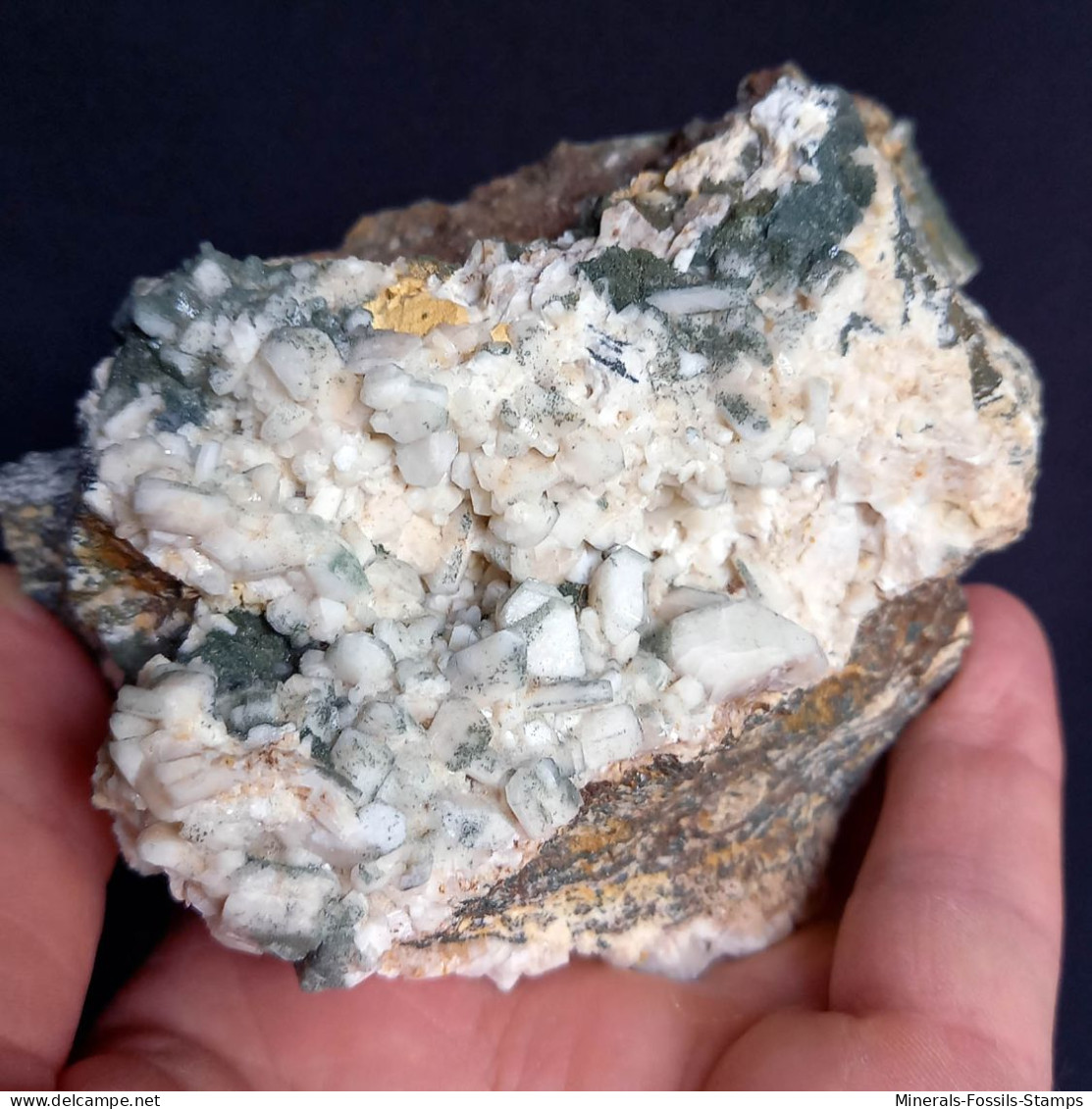 #1.56 - Beaux Cristaux PERICLINO (Val Di Binn, Valais, Suisse) - Minerali