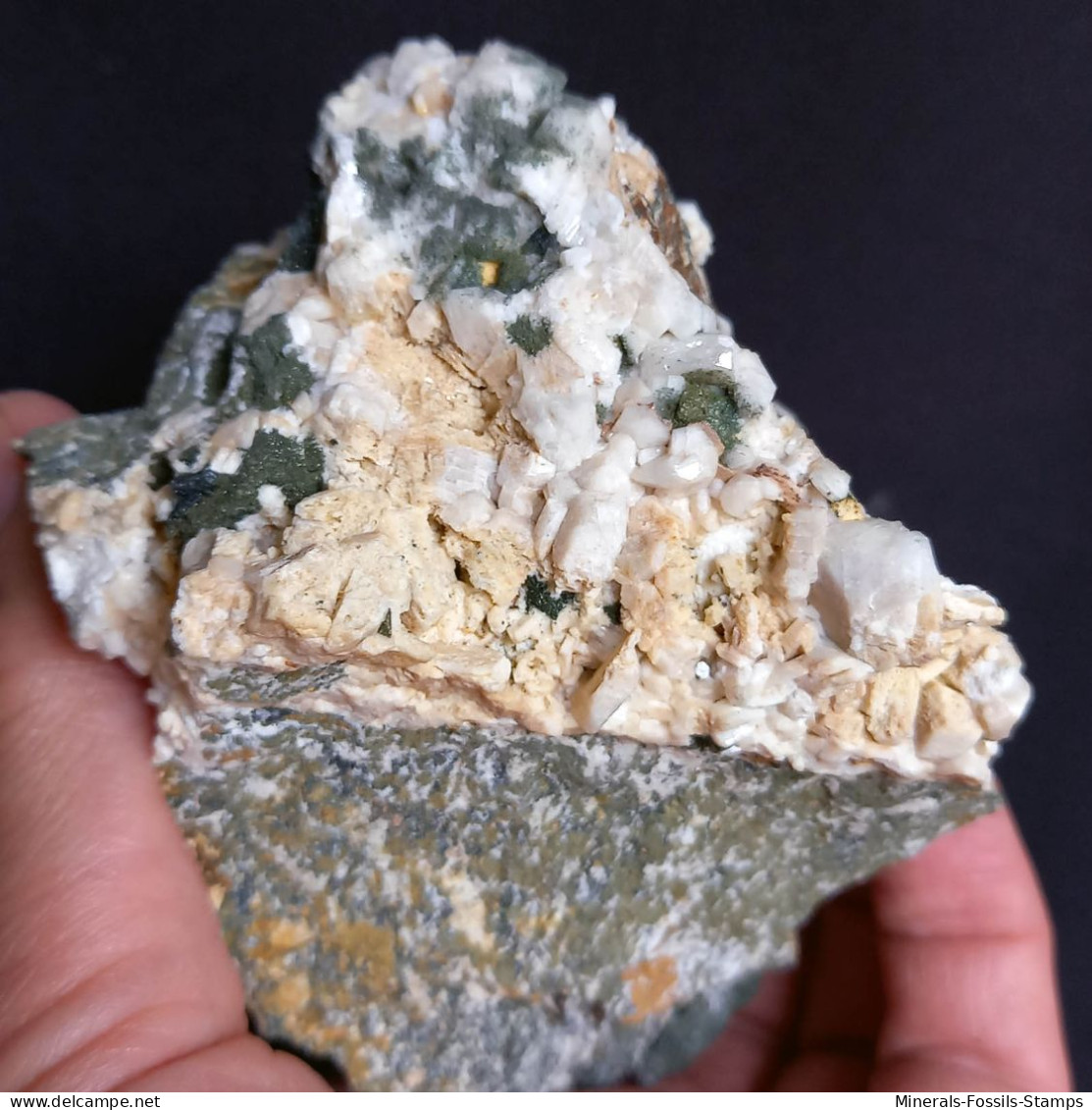 #1.56 - Beaux Cristaux PERICLINO (Val Di Binn, Valais, Suisse) - Minerali