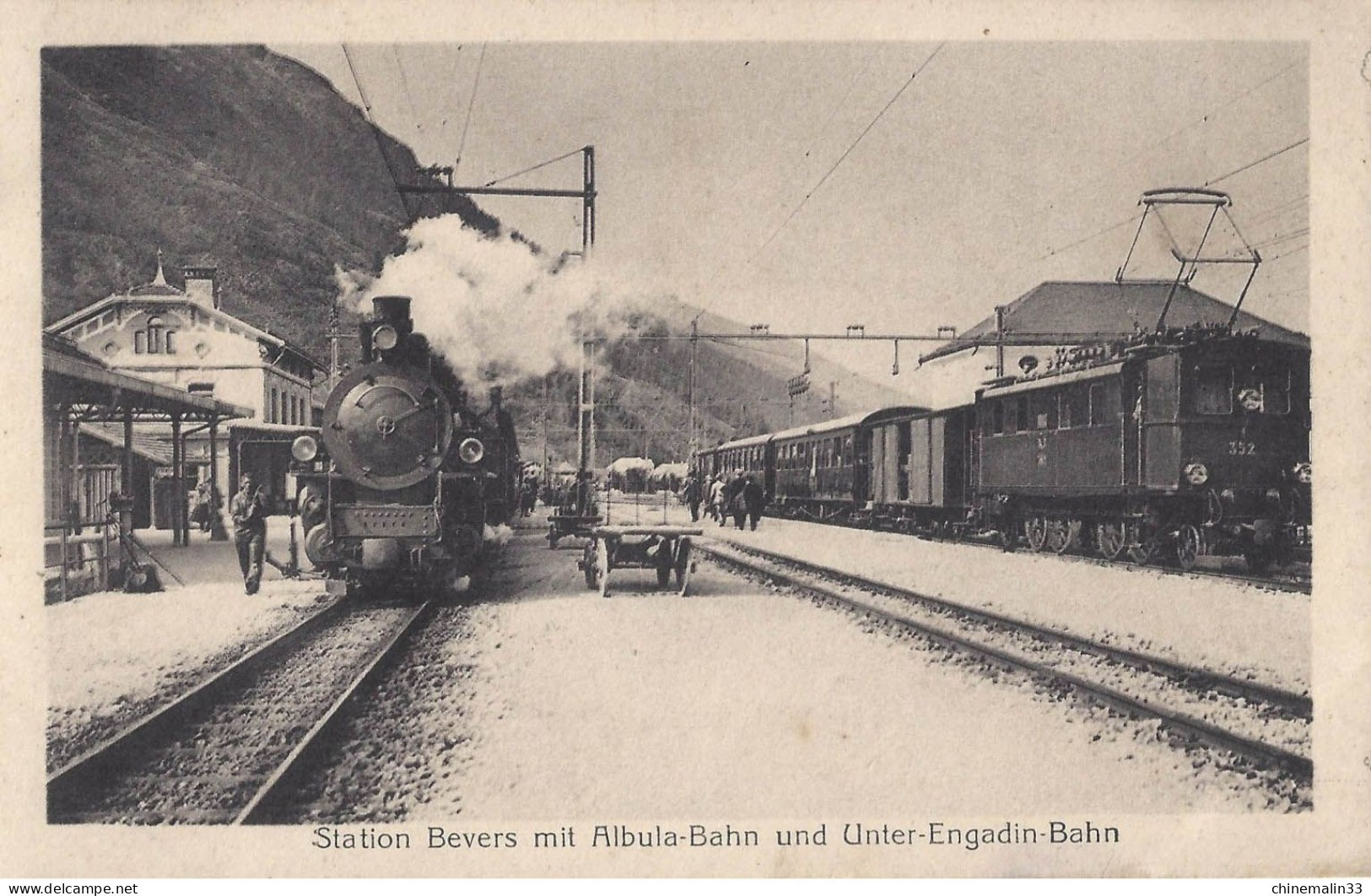 SUISSE STATION BEVERS MIT ALBULA-BAHN TRES BELLE ANIMATION REIMPRESSION DE CARTE ANCIENNE COLLECTION E.B. 1970 - Bever