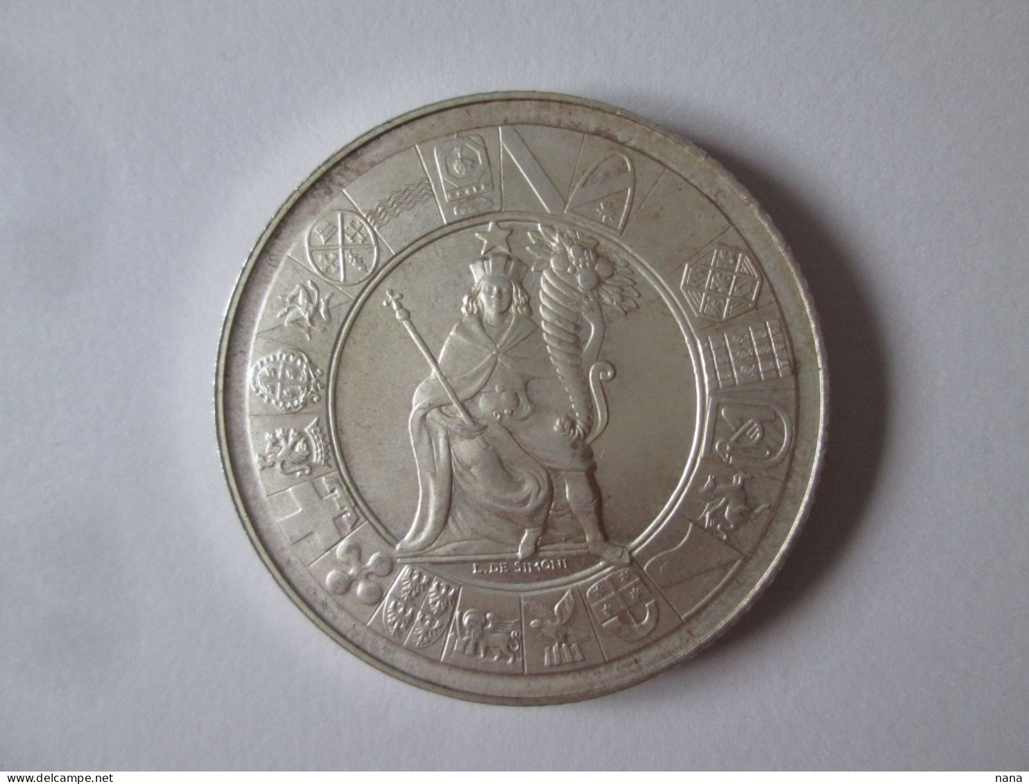 Italy 5 Euro 2006 AUNC Silver/Argent.925 Coin:Italian Republic 60 Years,diameter=32 Mm,weight=18 Grams - Herdenking
