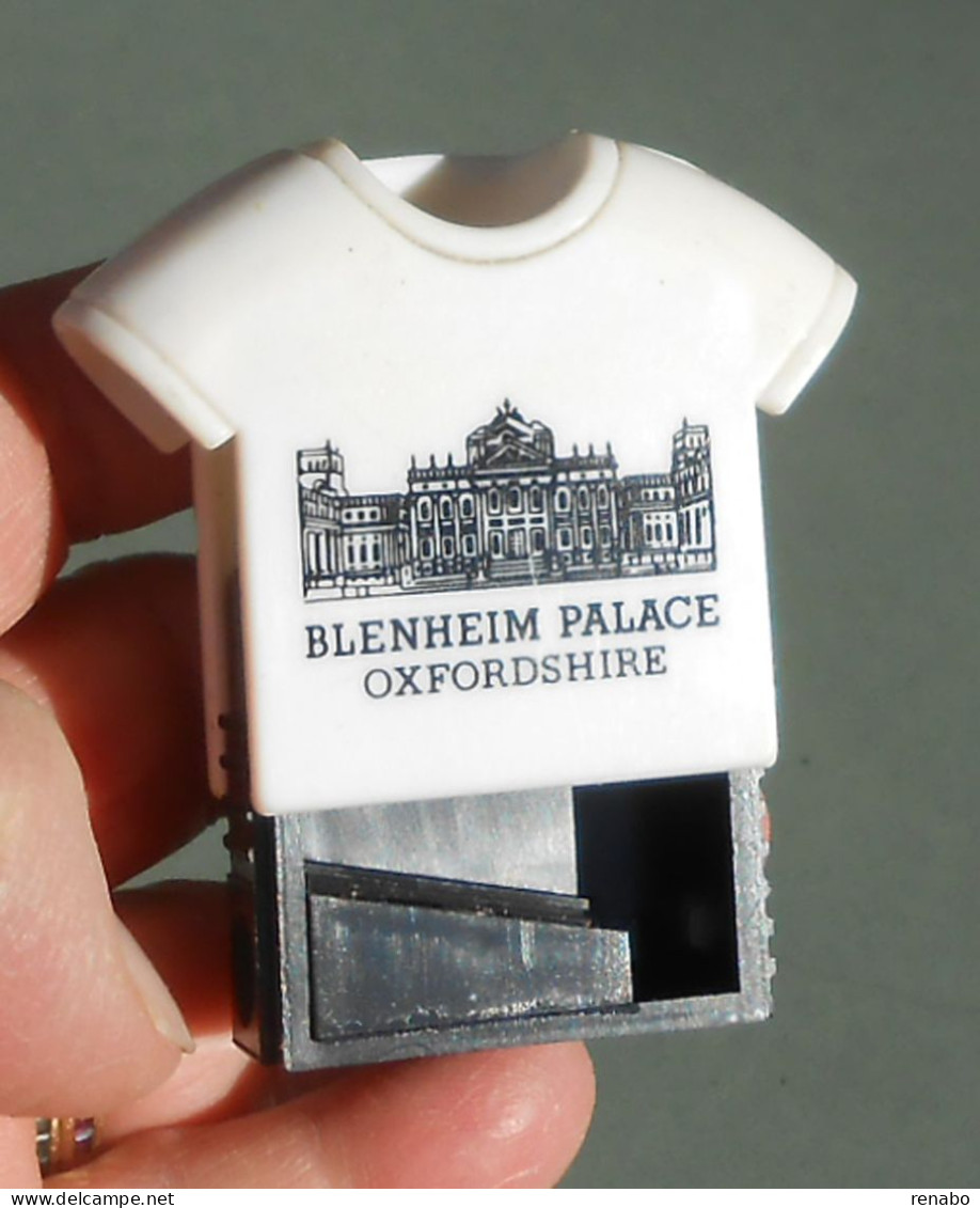 “ Blenheim Palace Oxfordshire “, On White Chest. Hong Kong. Temperamatite, Pencil-sharpener, Taille Crayon, Anspitzer - Sonstige & Ohne Zuordnung