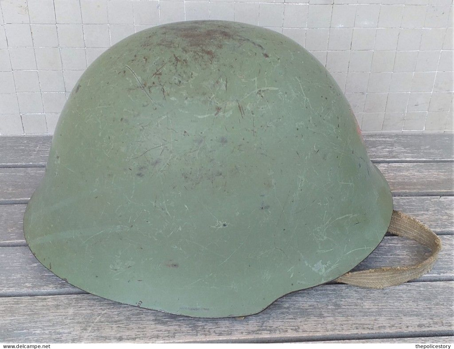 Elmetto Esercito Jugoslavo NE-44 Originale Completo Con Cinturone Cuoio - Casques & Coiffures