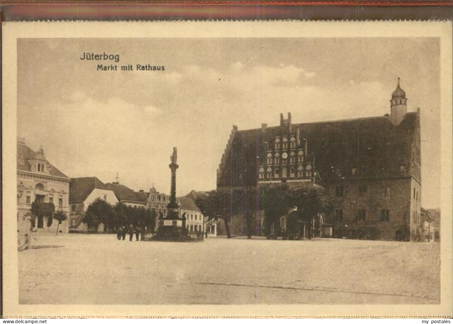 41405396 Jueterbog Marktplatz Rathaus Kriegerdenkmal Jueterbog - Jueterbog