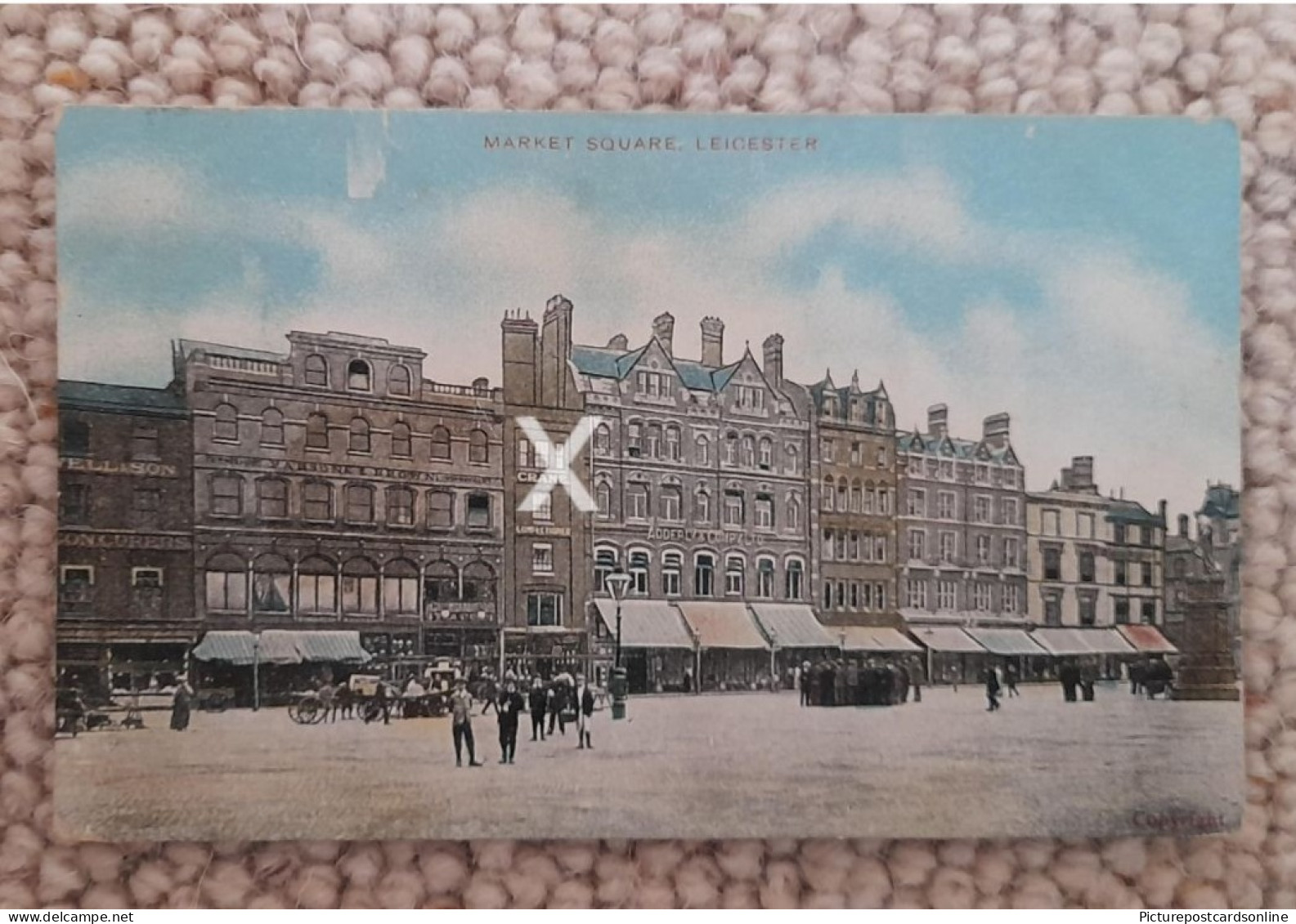 LEICESTER MARKET SQUARE OLD COLOUR POSTCARD LEICESTERSHIRE - Leicester