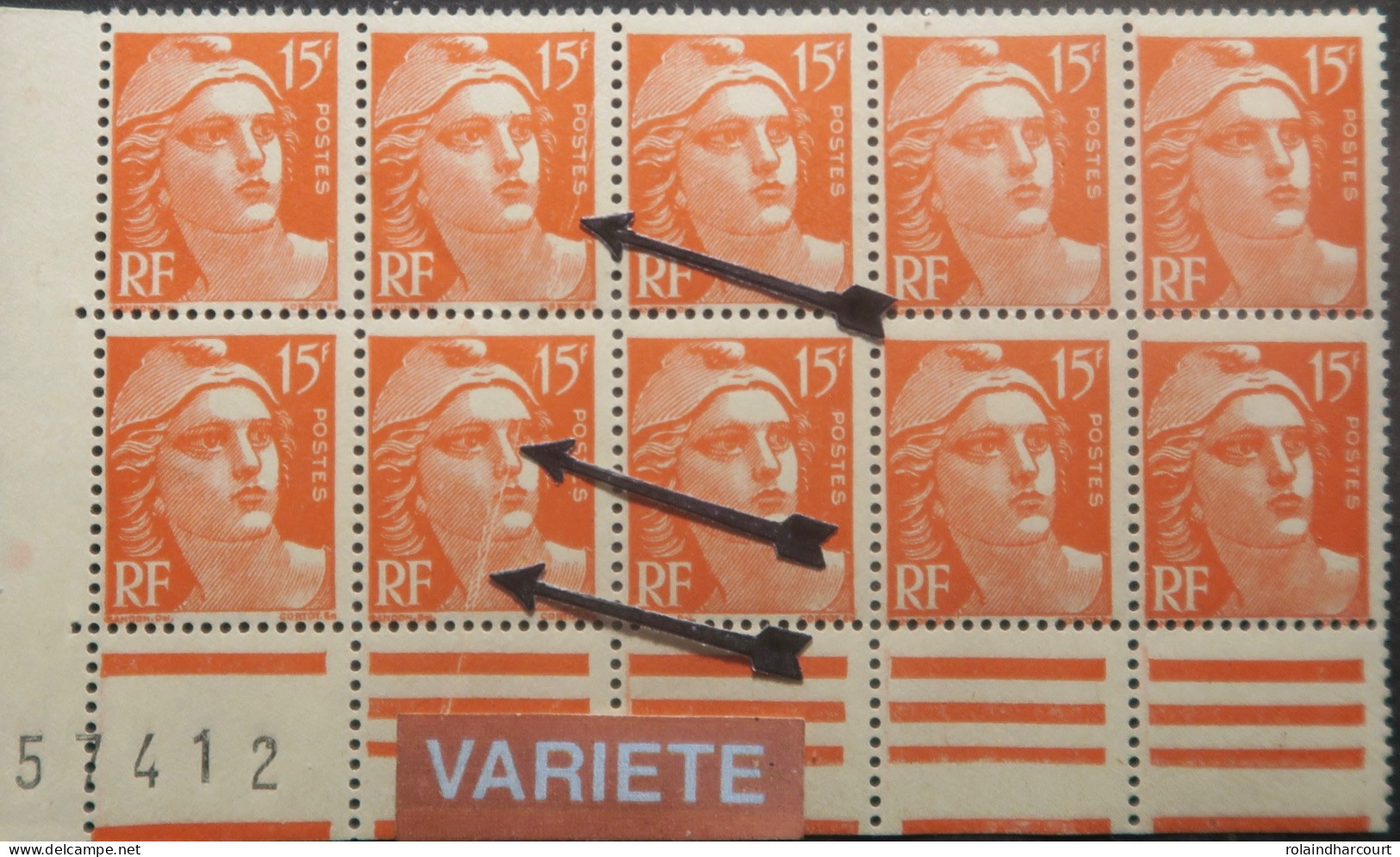 R712/162 - TYPE MARIANNE DE GANDON - 1948 - N°813 (I) BLOC De 10 TIMBRES NEUFS** CdF - VARIETE >>> Pliure Accordéon - Unused Stamps