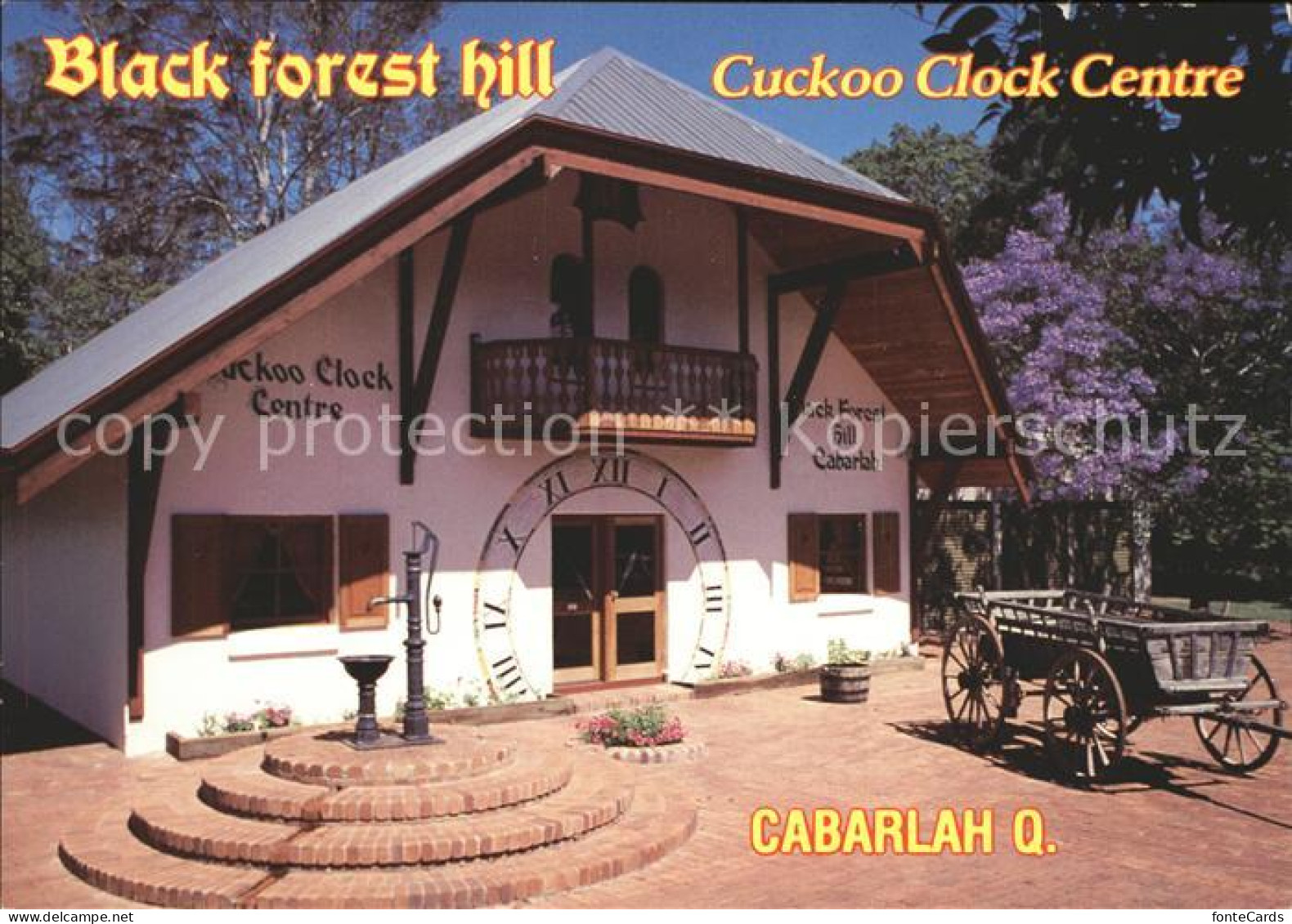 71924830 New_England Black Forest Hill Cuckoo Clock Centre - Altri & Non Classificati