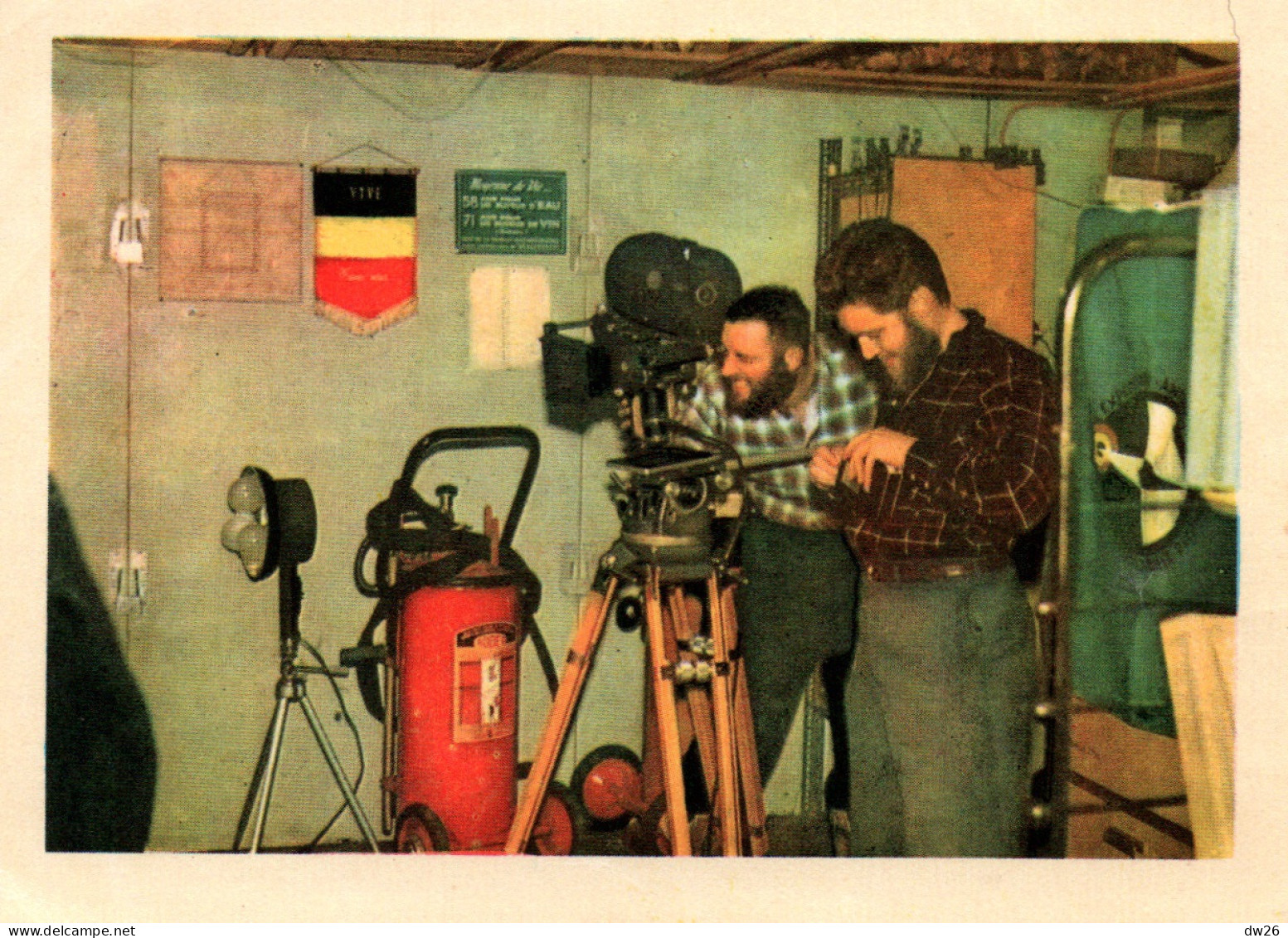 Chromo Chocolats Côte D'Or, Série Antartic - Photo 107: Carels Tourne Un Film Documentaire Sur La Base - Côte D'Or