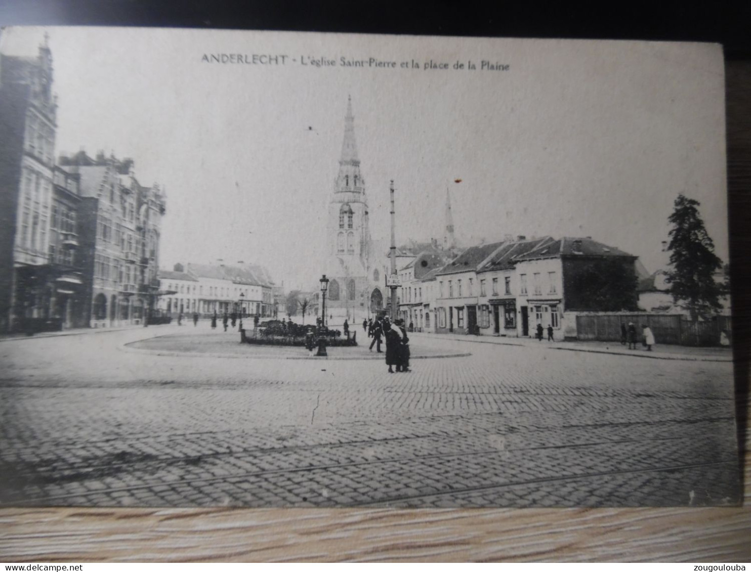 ANDERLECHT Eglise Saint Pierre Et La Place De La Plaine - Anderlecht