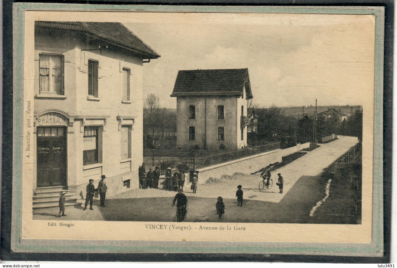 CPA - VINCEY (88) - Aspect De La Pharmacie De L'avenue De La Gare En 1920 - Vincey