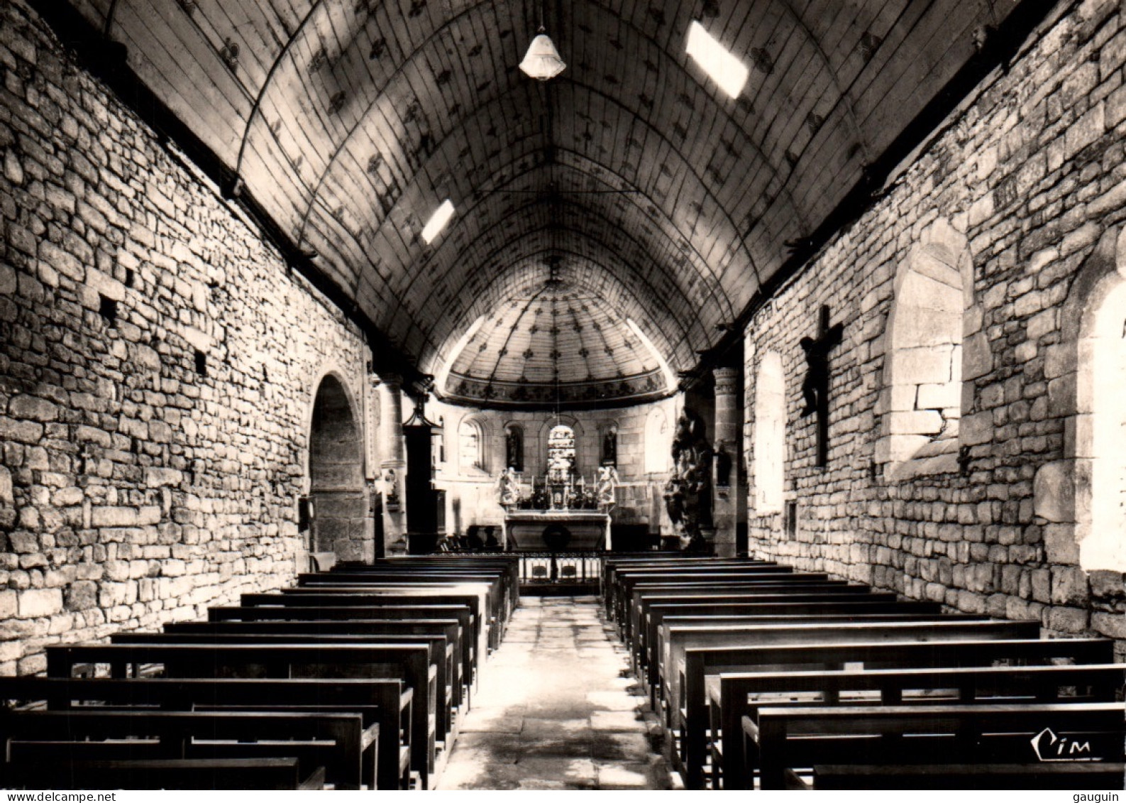 CPSM - LE GUERNO - L'intérieur De L'église - Edition Combier - Muzillac