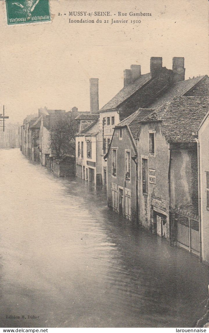 10 - MUSSY SUR SEINE - Rue Gambetta - Inondation Du 21 Janvier 1910 - Mussy-sur-Seine