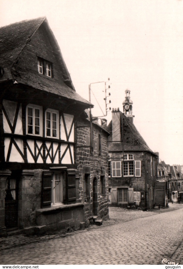 CPSM - GUÉMÉNÉ S/SCORFF - Vieilles Maisons - Edition Combier - Guemene Sur Scorff