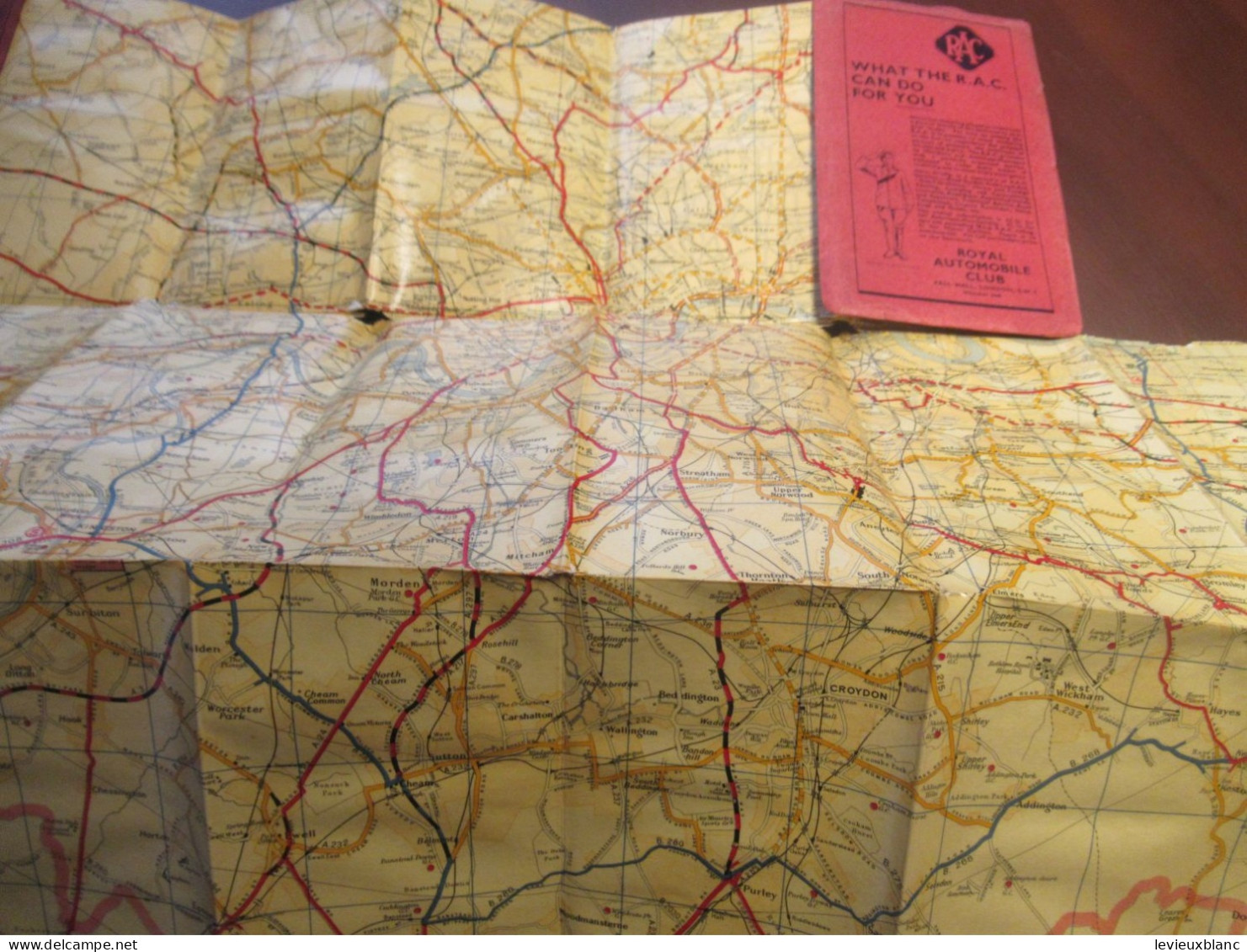 The Royal Automobile Club/ Official Motoring RAC/Map of Round & Across LONDON/Vers 1950  PGC545