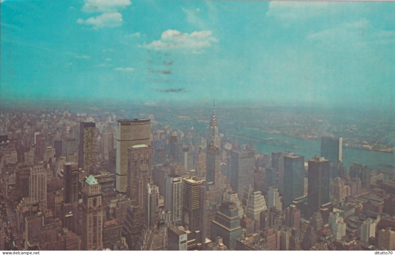 New York City - View Looking Northeast From The Emplre State Building - Formato Piccolo Viaggiata Mancante Di Affrancatu - Other Monuments & Buildings