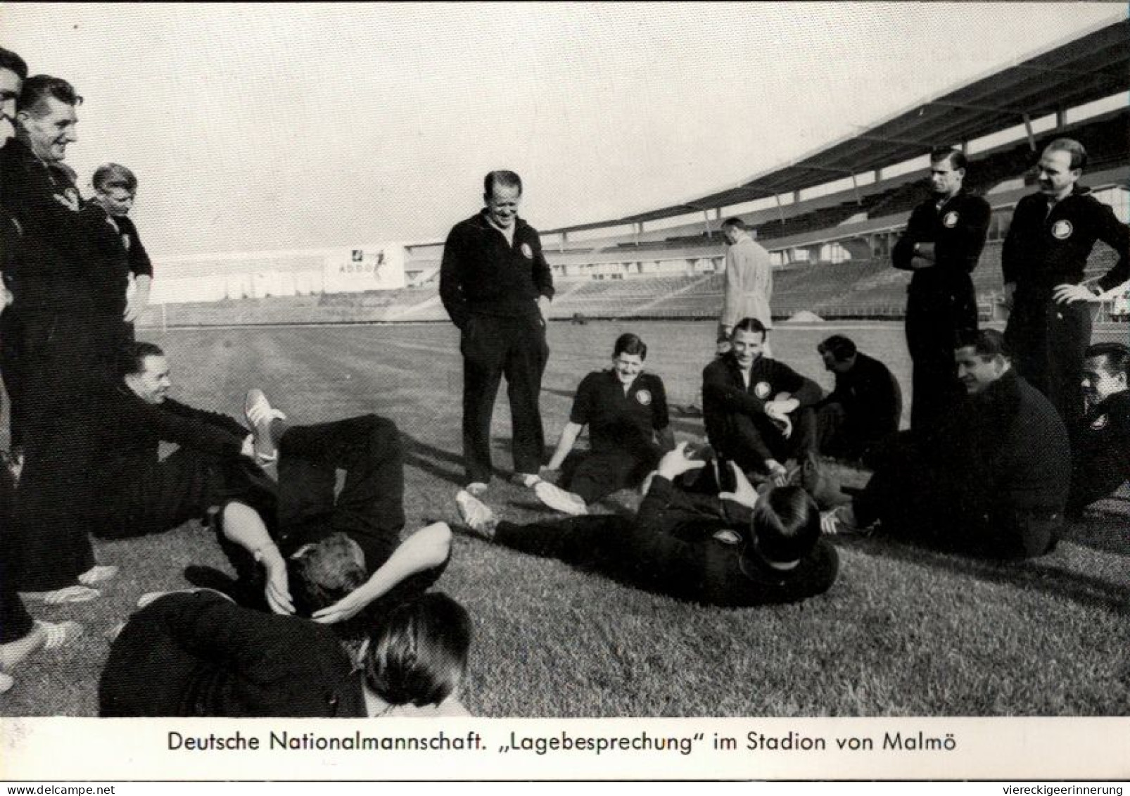 ! Ansichtskarte, Sepp Herberger, Deutsche Nationalmannschaft In Malmö, Fußballstadion, Stadium - Football