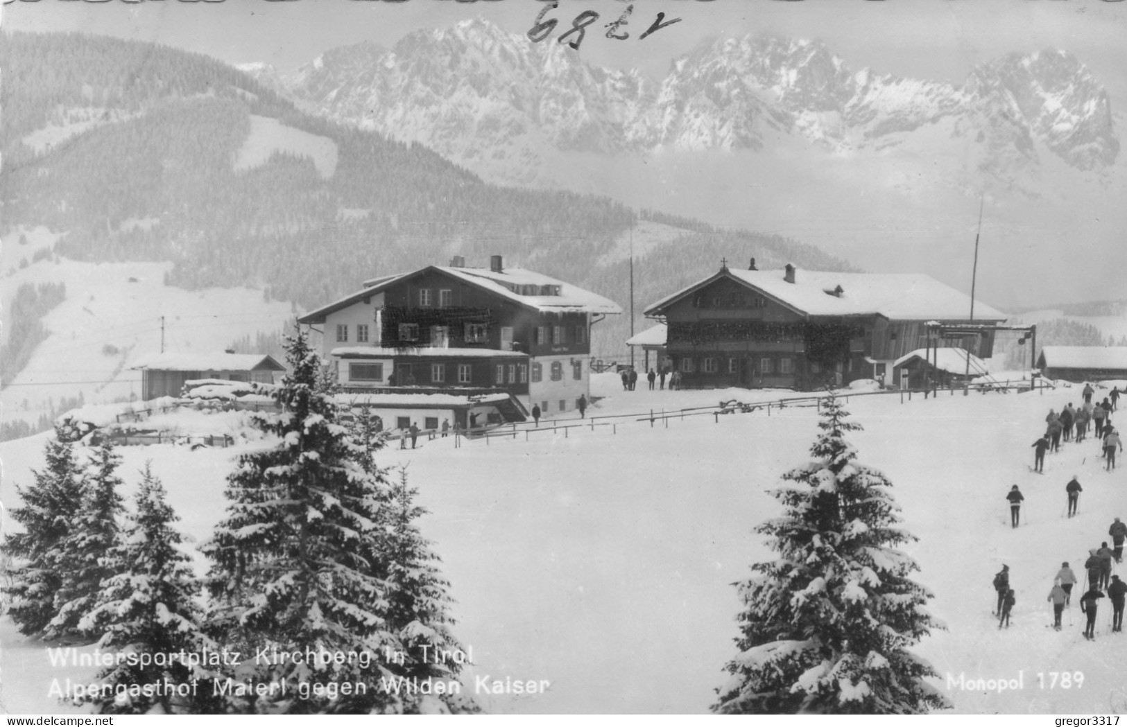 E2564) KIRCHBERG In TIROL   Alpengasthof MAIERL Gegen Wilden Kaiser - Tolle S/W FOTO AK - Mit Skifahrern Etc. ALT - Kirchberg