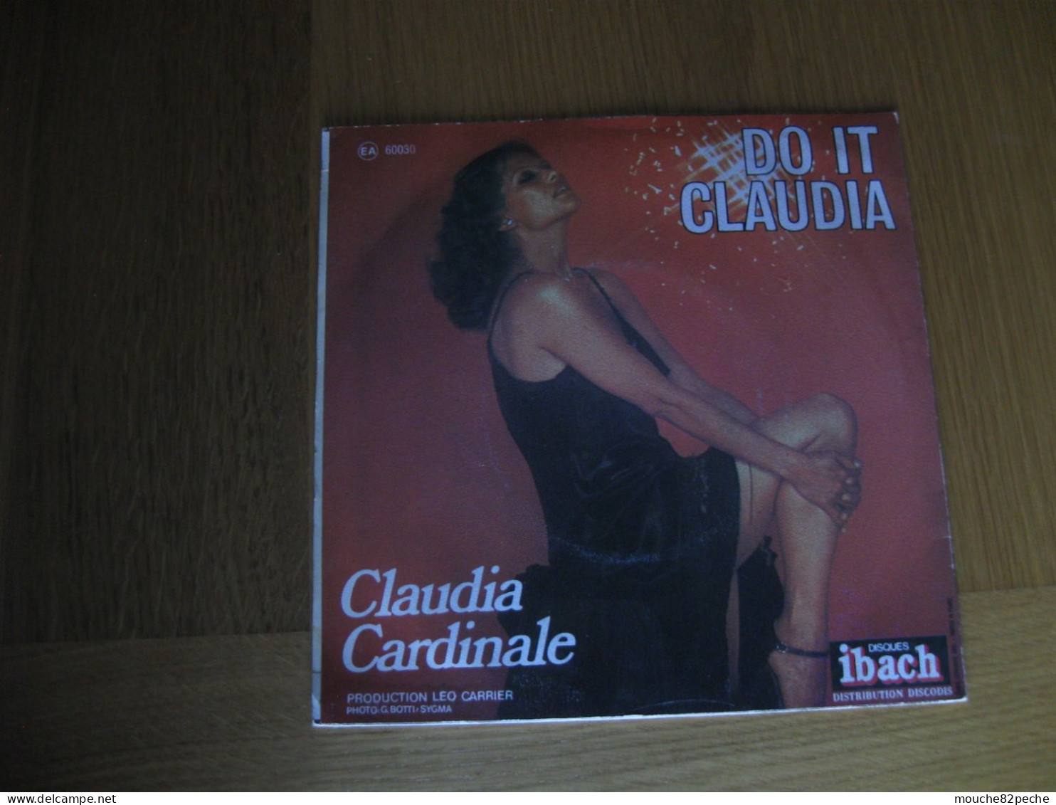 45 T - CLAUDIA CARDINALE - LOVE AFFAIR - Disco & Pop