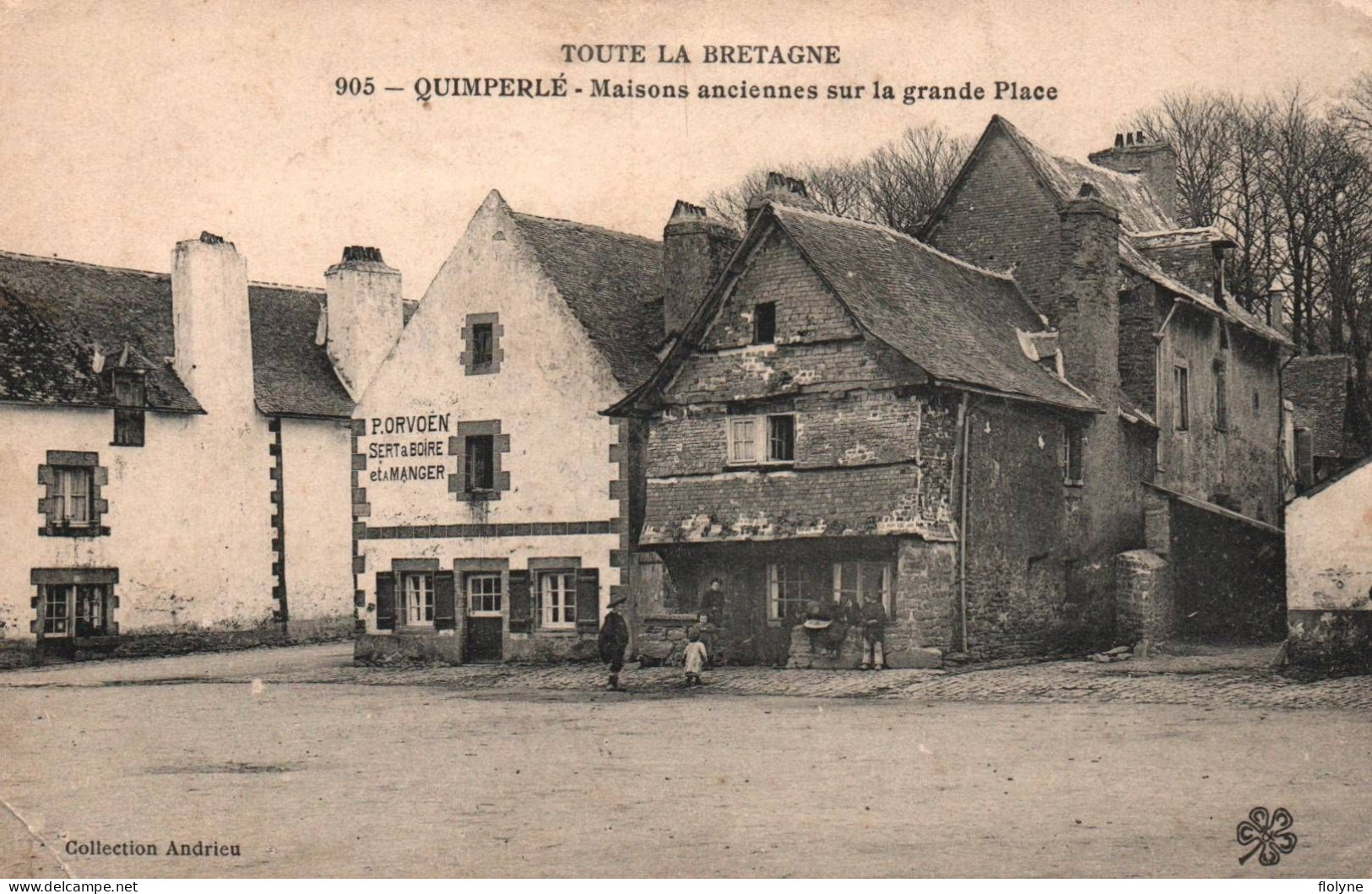 Quimperlé  - Grande Place Et Maisons Anciennes - Auberge ORVOEN - Quimperlé