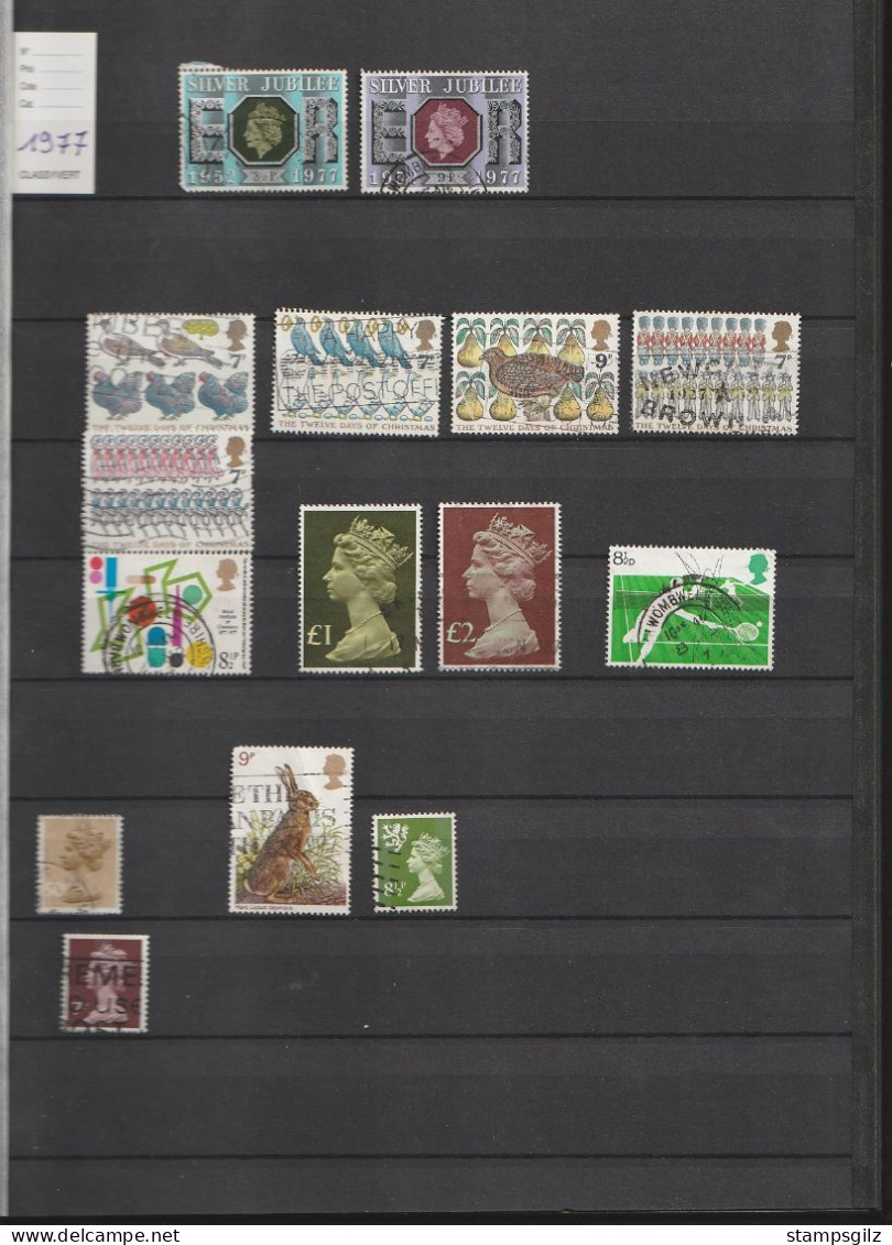 Grande Bretagne lot environ 600 timbres  1969 à 2000 oblitéré en album TBE